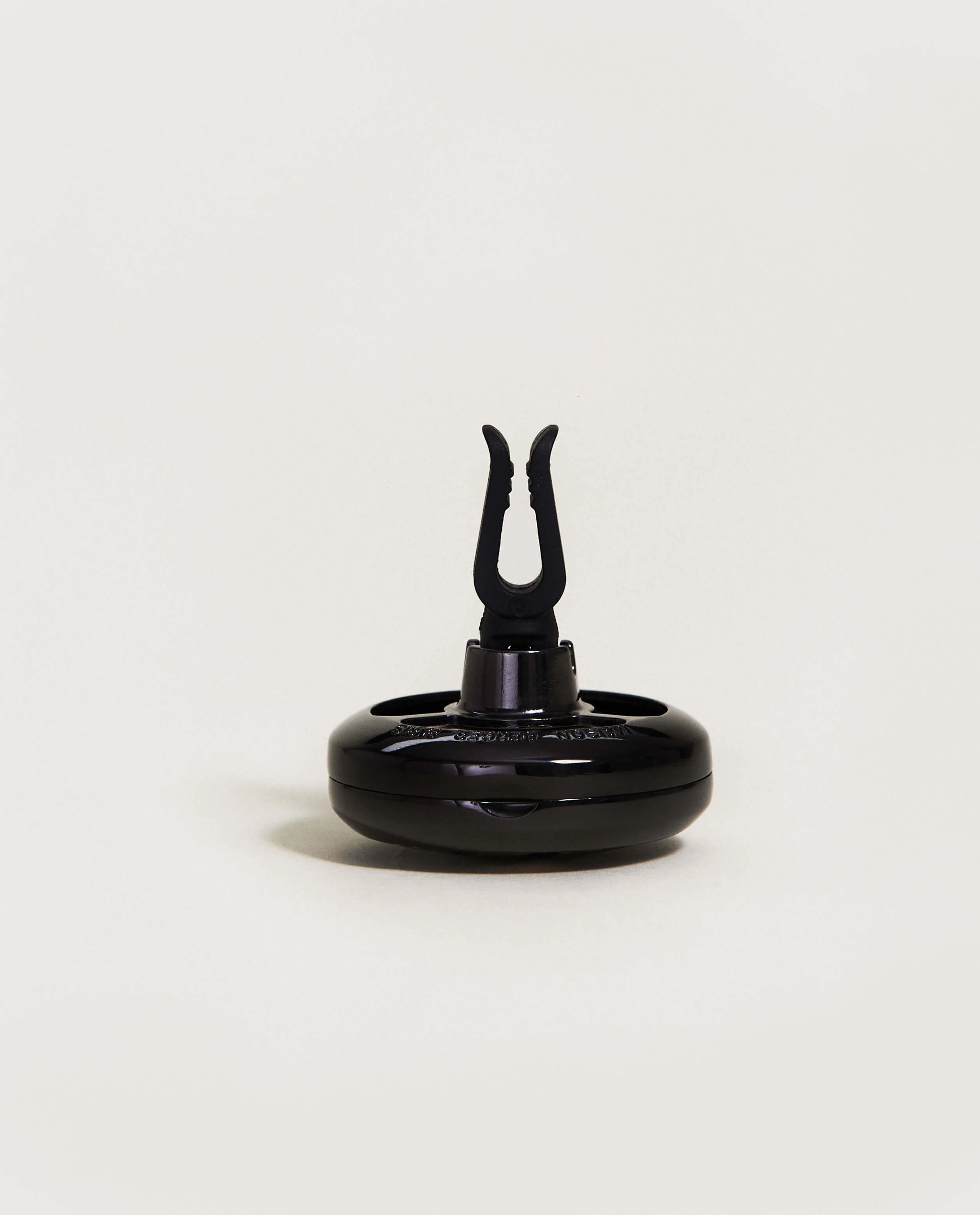 Car Wheel Car Diffuser Vent Clip—Gun Metal - Image 4
