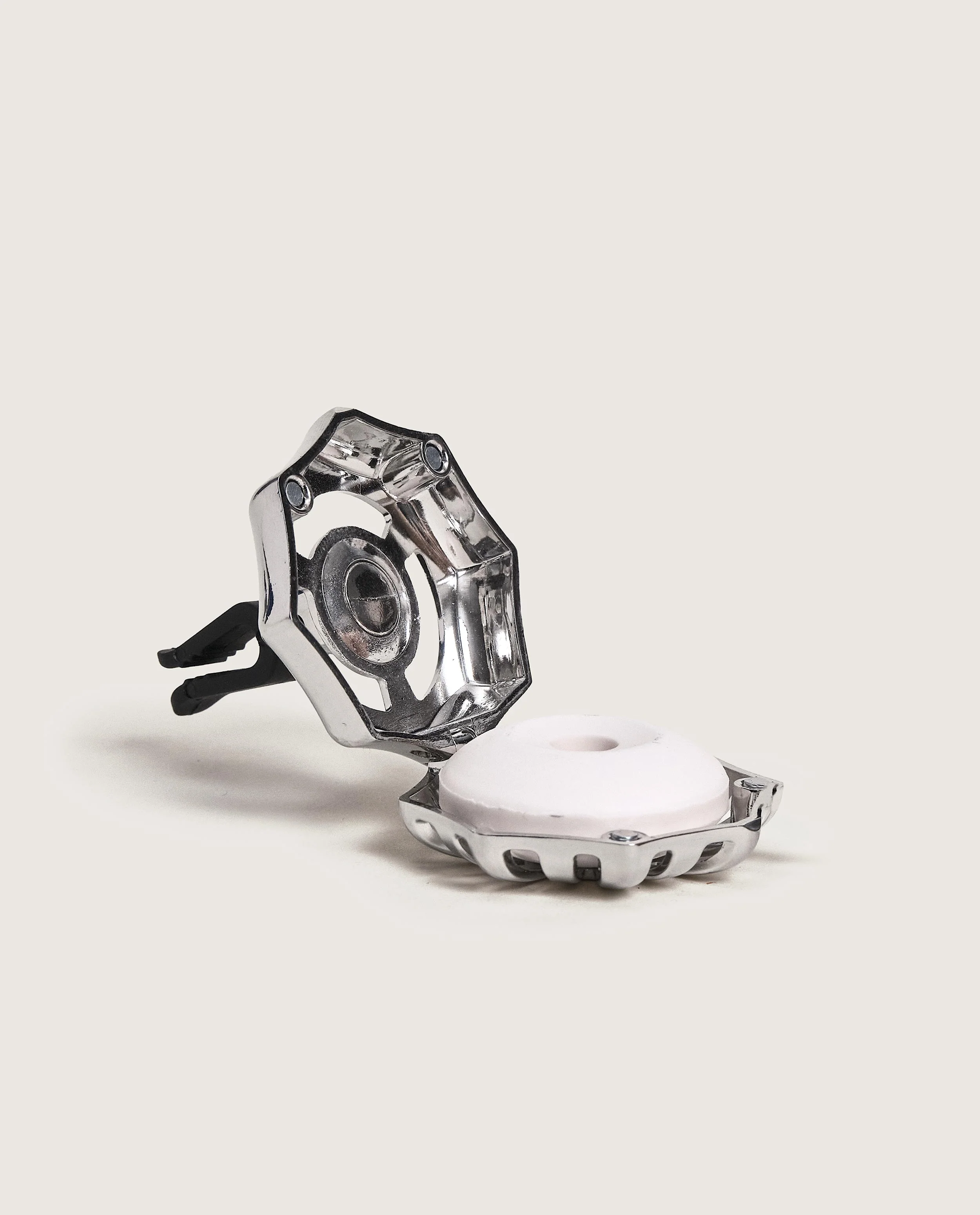 Corali Car Diffuser Kit with Lady Flower - Image 3
