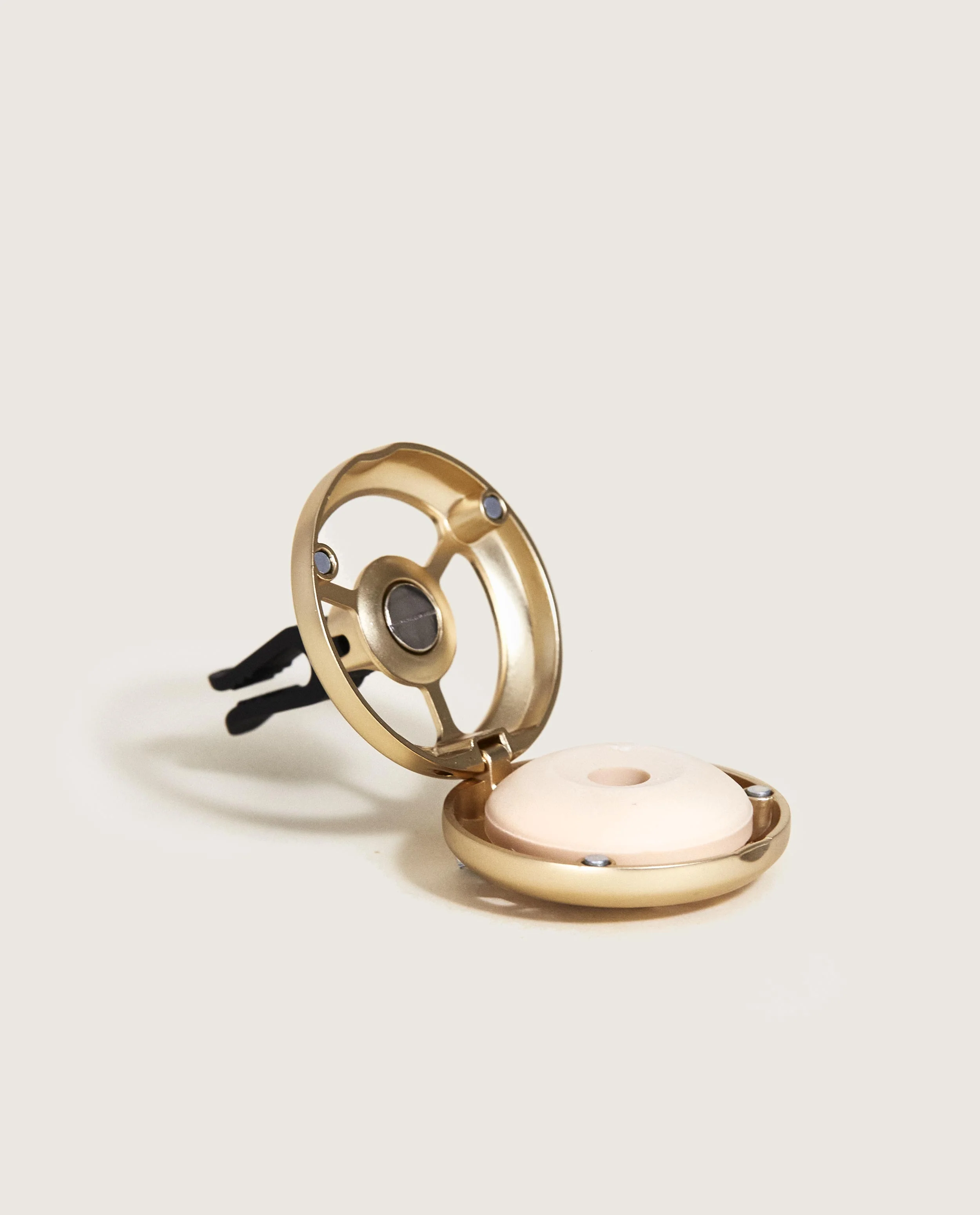 Lolita Lempicka Sweet Car Diffuser Kit - Image 3
